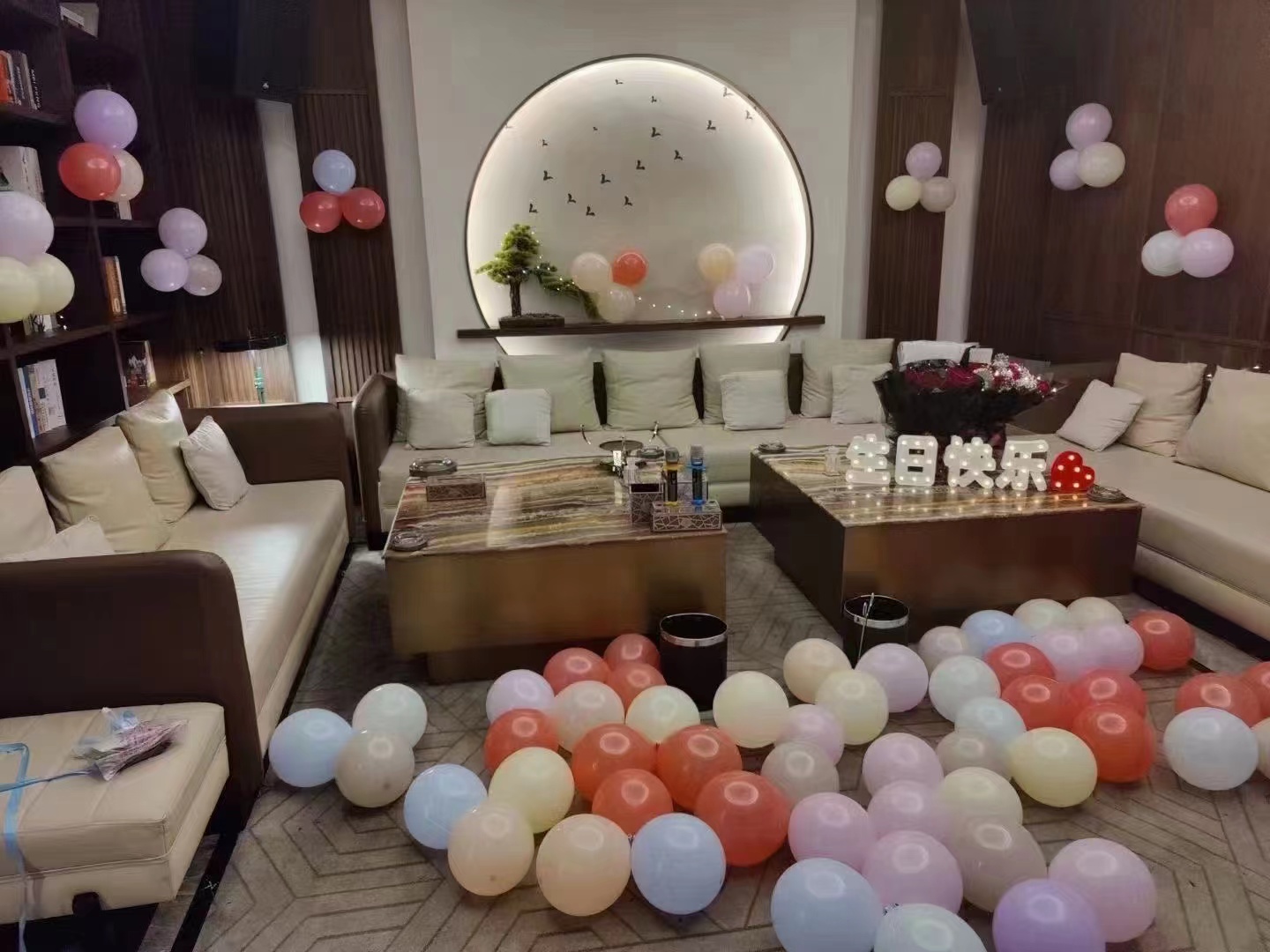 洛阳小时场ktv低端场，体验独特音乐风情-汝阳县ktv预定